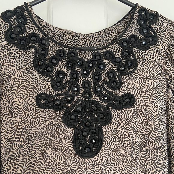 French Connection - Classy Mini Dress with Embrodery - Picture 2 of 5